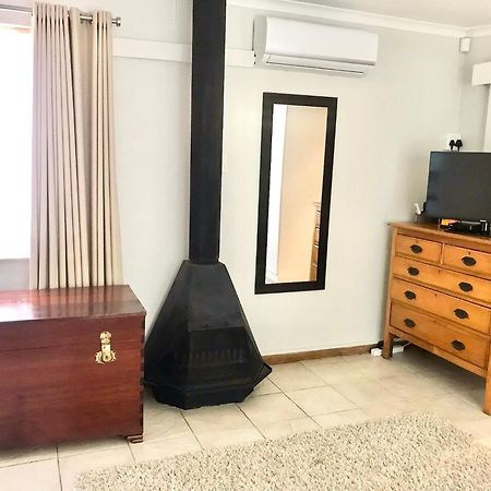 10Vdw Self Catering Apartments Durbanville Eksteriør bilde