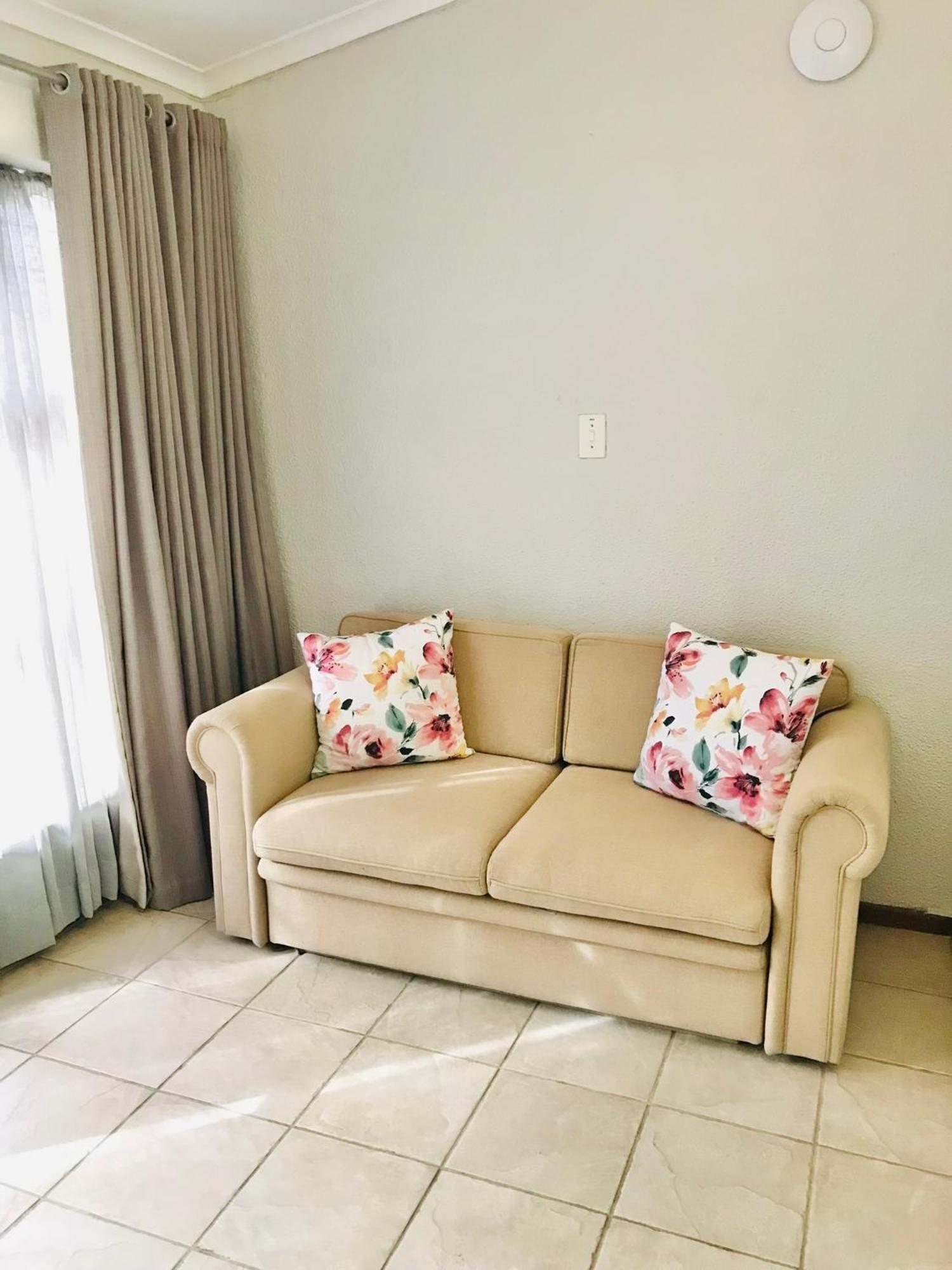 10Vdw Self Catering Apartments Durbanville Eksteriør bilde