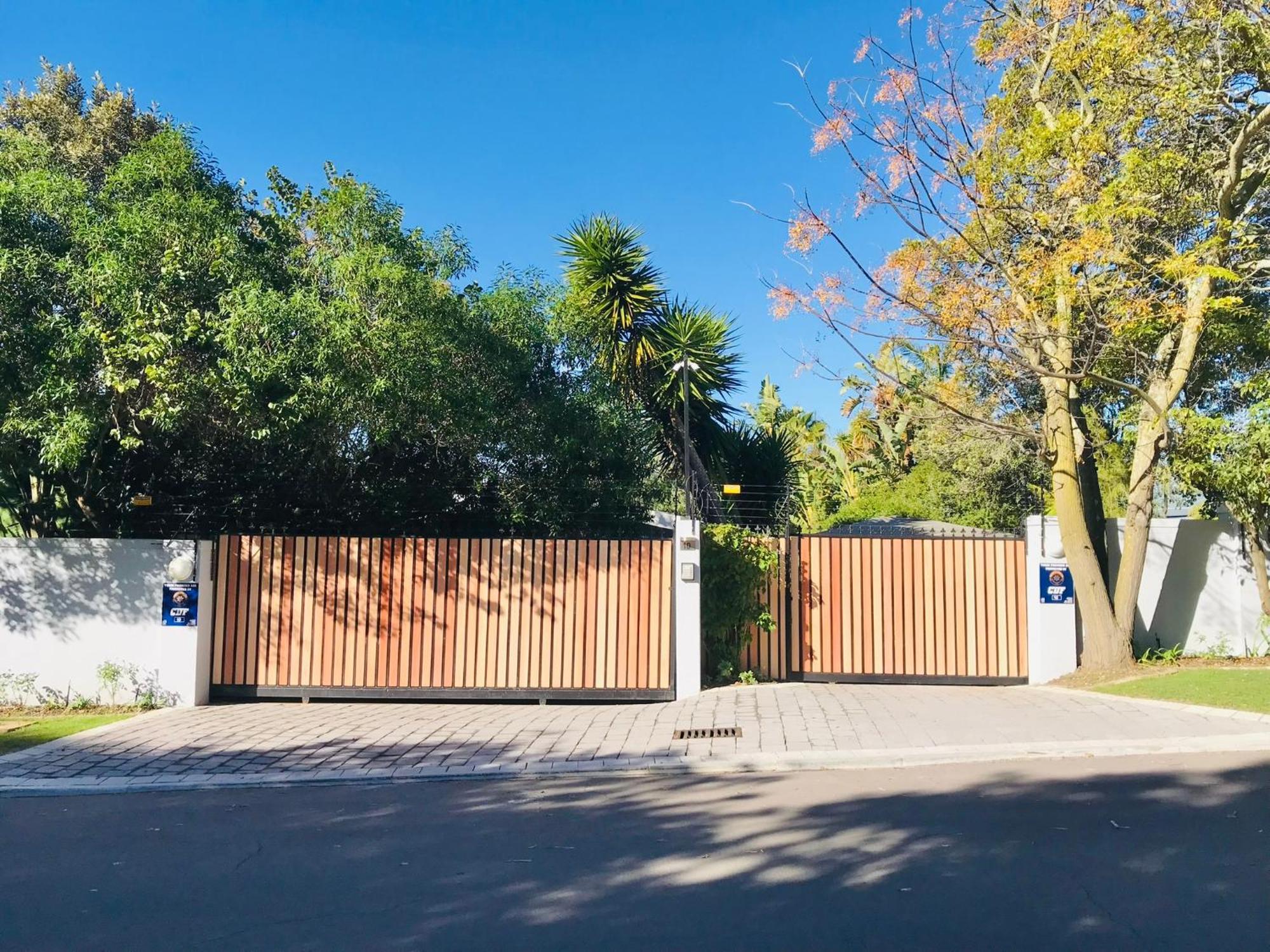 10Vdw Self Catering Apartments Durbanville Eksteriør bilde